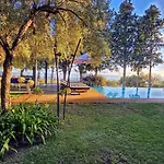 דירה Rahal Etna Luxury Retreat- Private Heated Jacuzzi 98f & Infinity Pool