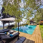 דירה Rahal Etna Luxury Retreat- Private Heated Jacuzzi 98f & Infinity Pool