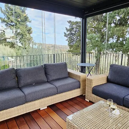 Rahal Etna Luxury Retreat- Private Heated Jacuzzi 98f & Infinity Pool Katanya