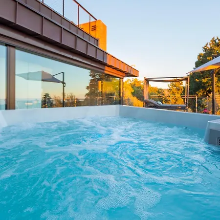 Rahal Etna Luxury Retreat- Private Heated Jacuzzi 98f & Infinity Pool